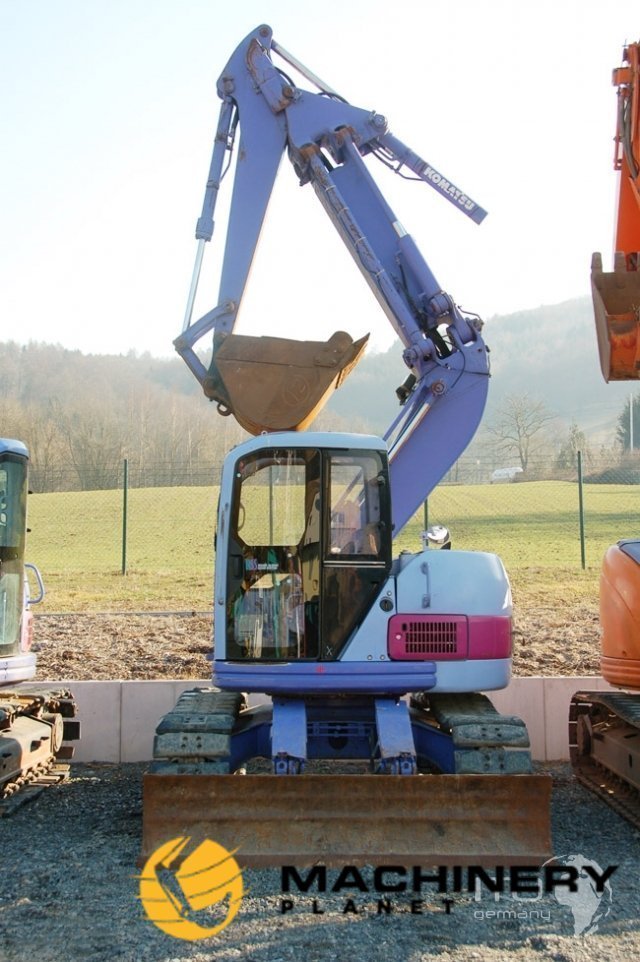 hydraulic excavator Komatsu PC128UU short radius excavator used excavator