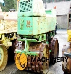 Rammax trenchroller type RW1404f trench compactor