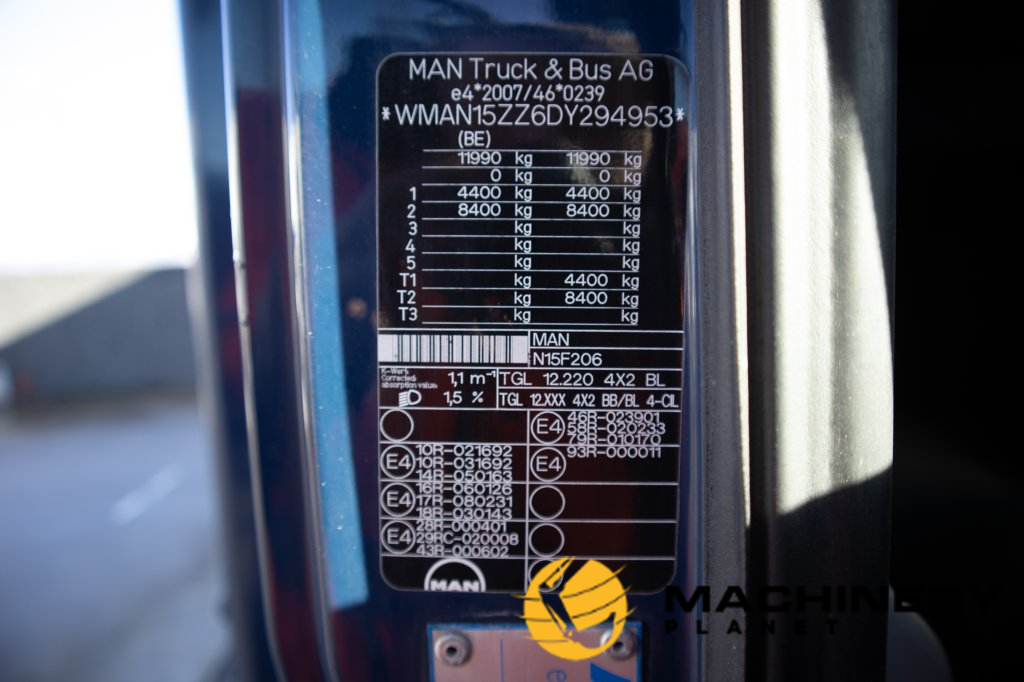 MAN TGL 12.220 BL - THERMOKING 2013 E59656 image