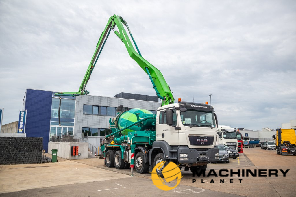 MAN TGS 35.400+LIEBHERR+PUTZMEISTER24M 2012 E61883 image