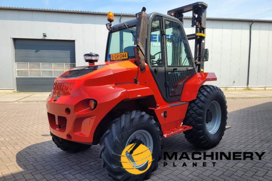 Manitou M30-4 Valid Inspection, *Guarantee, Diesel, 4x4 Dr 2015 MANITOU - M30-4 - 61582 image