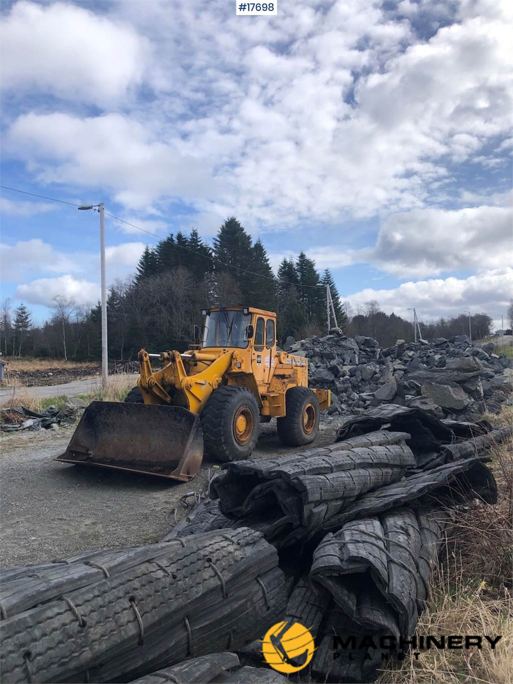 Volvo LM 1240 wheel loader 1984 17698