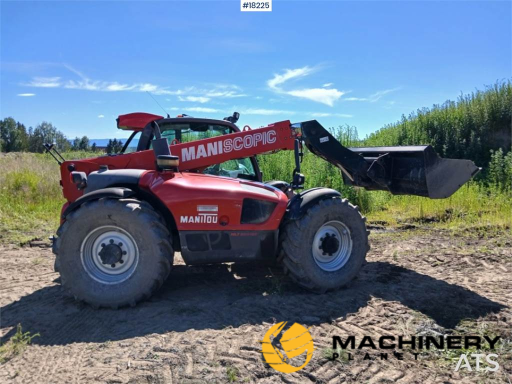 Manitou MLT 634 120 Telescopic forklift w/ pallet forks. 2013 18225 image