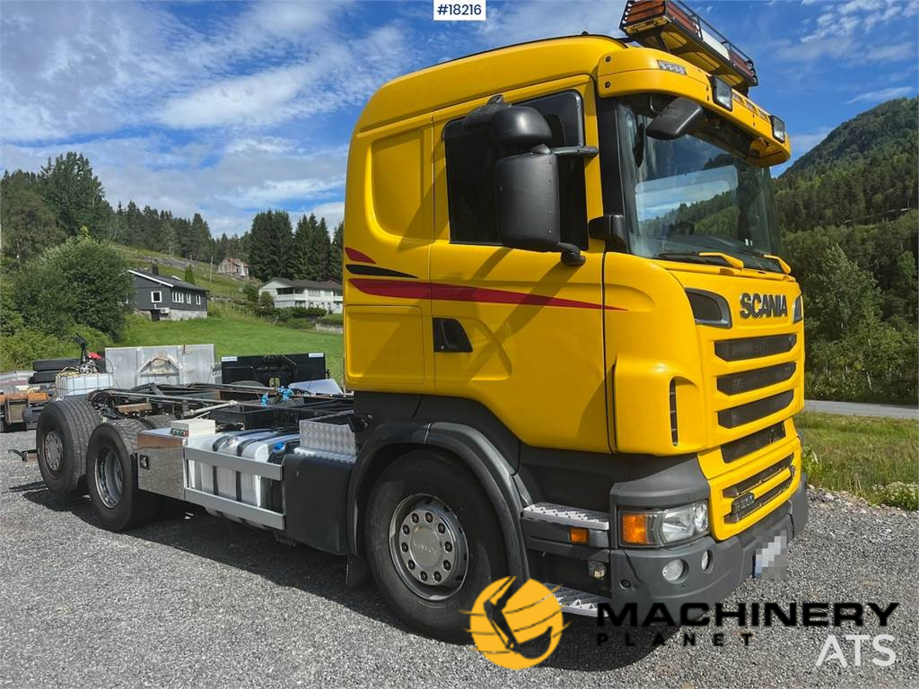 Scania R560 6x2 Chassis WATCH VIDEO 2013 18216 image