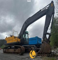 Volvo EC240 Tracked digger w/ tilt and Digger bucket. 2010 15178