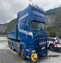 Scania R580 Tridem 8x4 Hook Truck. Euro 6. 2014 15762