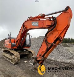 Doosan DX420LC w/ Oilquick 2011 15894