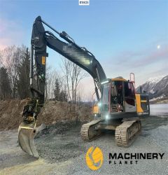 Volvo EC220EL Tracked excavator w/ GPS, Rototilt and 2 b 2017 16626