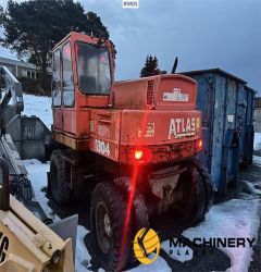 Atlas 1304 Wheel excavator w/ 4 buckets and pizza wheel. 1992 16925