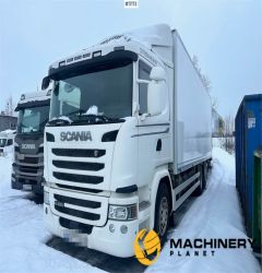 Scania G450 6x2 Box truck w/ fridge/freezer unit. 2016 17173