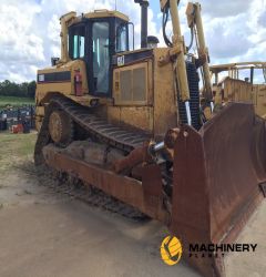 Caterpillar D8R2 Dozer