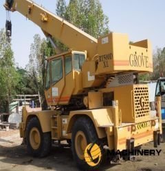 Grove Crane RT500D