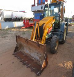 2015 Terex TLB890 Backhoe Backhoe 2015