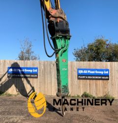 Tramac V2500 Hydraulic Hammer for 30 to 45 ton excavators