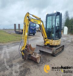 Komatsu PC26MR-3 mini excavator 2012 