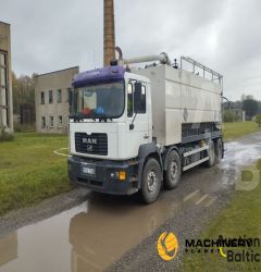 MAN T 46 combination sewer cleaner 2002 