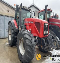 Massey Ferguson 8270 wheel tractor 2000 