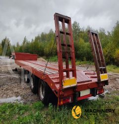 Overlander TRI36 low bed semi-trailer 1981 