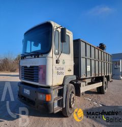 MAN 18.284 dump truck 2000 