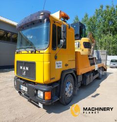 MAN 18.272 tow truck 1993 