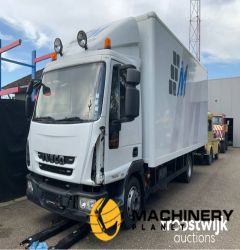 lorry  Iveco Trucks