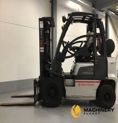 2012 NISSAN U1D2A25LQ Forklifts 880008341