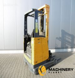 JUNGHEINRICH ETV 214 reach truck