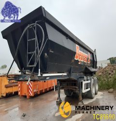 DMC Tipper 2004 TC89690