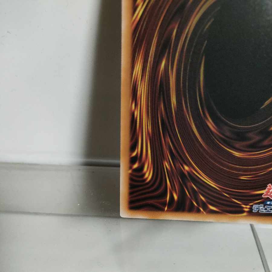 Yu-Gi-Oh No .39 Hope King Hope (Different QCAC version illustration) 25th Secret A-(There is an initial scratch with a white dot on the upper right portion of the back of the card.)