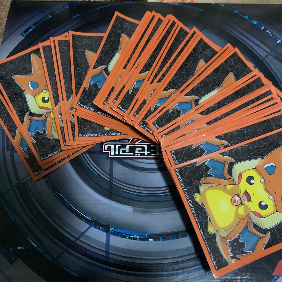 Pikachu Charizardver Sleeve in Pokemon Poncho