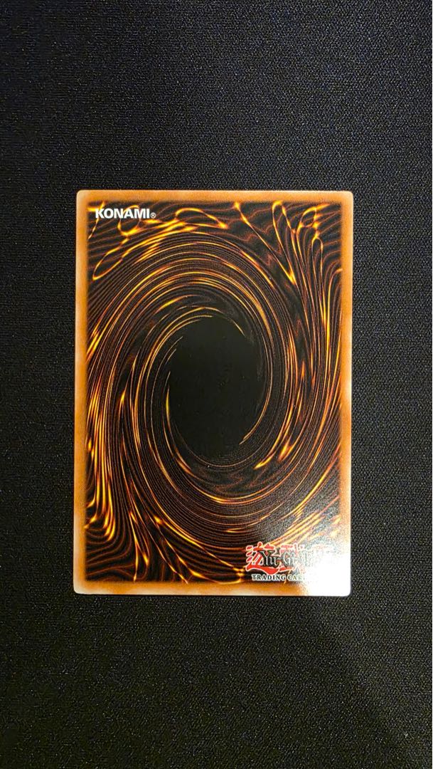 遊戯王 青眼の光龍 黒の魔法神官 ワタポン 光のピラミッド MOV 英語 4枚