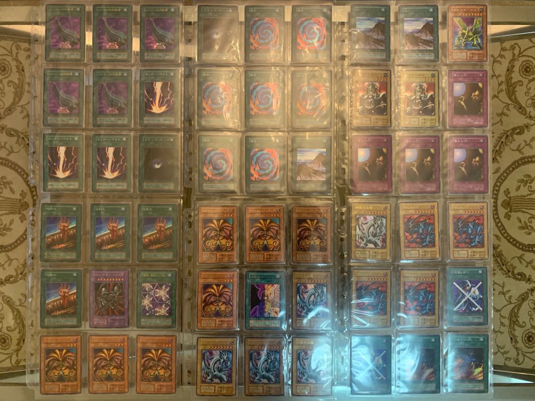 No.1876Yu-Gi-Oh early super or higher, about 500 pieces, sold in bulkBlue-Eyes White DragonRed Eyes 30枚