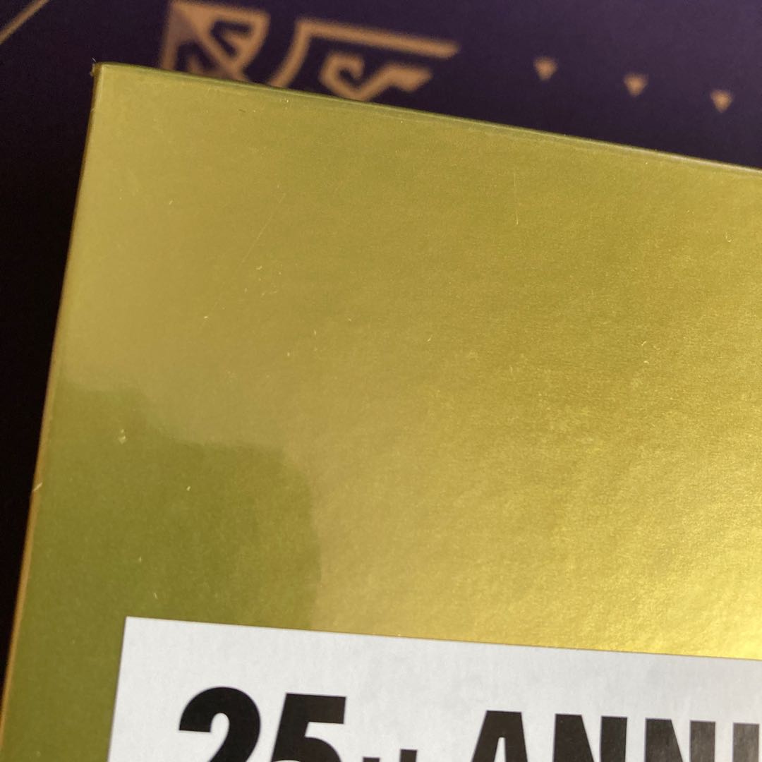 Please read the product description carefully. 25th ANNIVERSARY GOLDENBOX unopened box 1BOX
