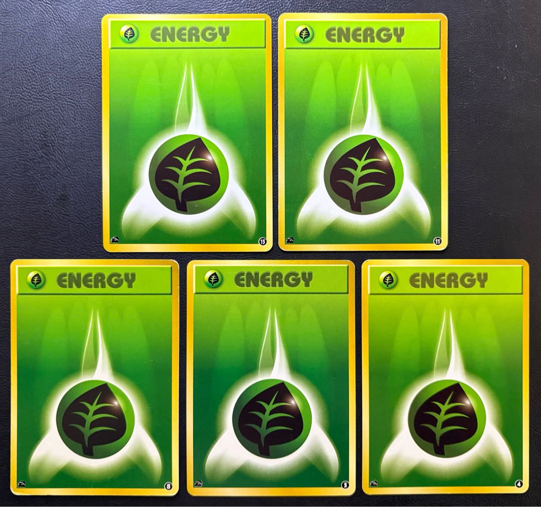 Pokémon & Energy card set in intro pack Pokémon cards old back