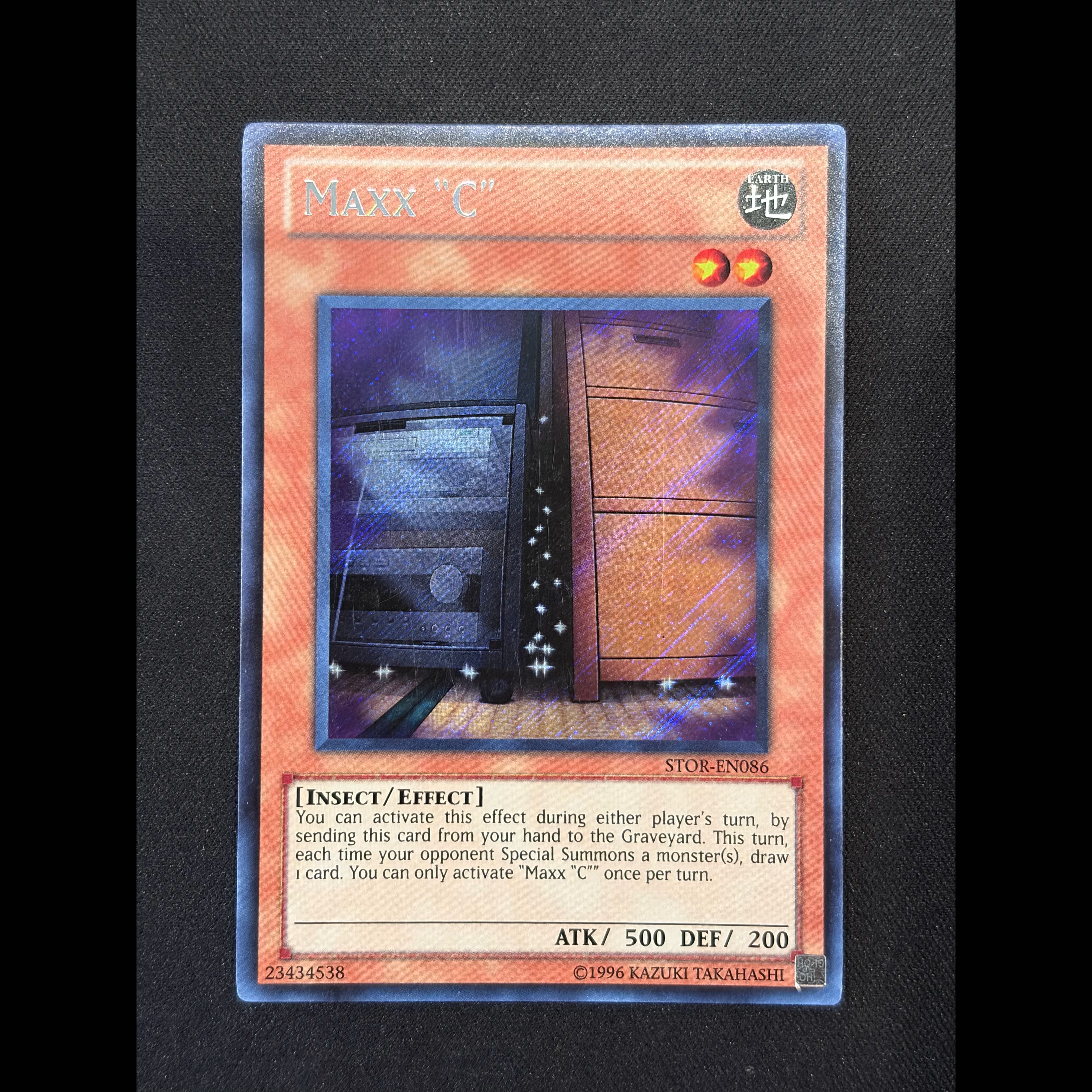 Out of print Yu-Gi-Oh early North America English Tin can 2002 Dark Magician Black Magician Dark Magician unopened yugioh tin sealed 2002 1枚