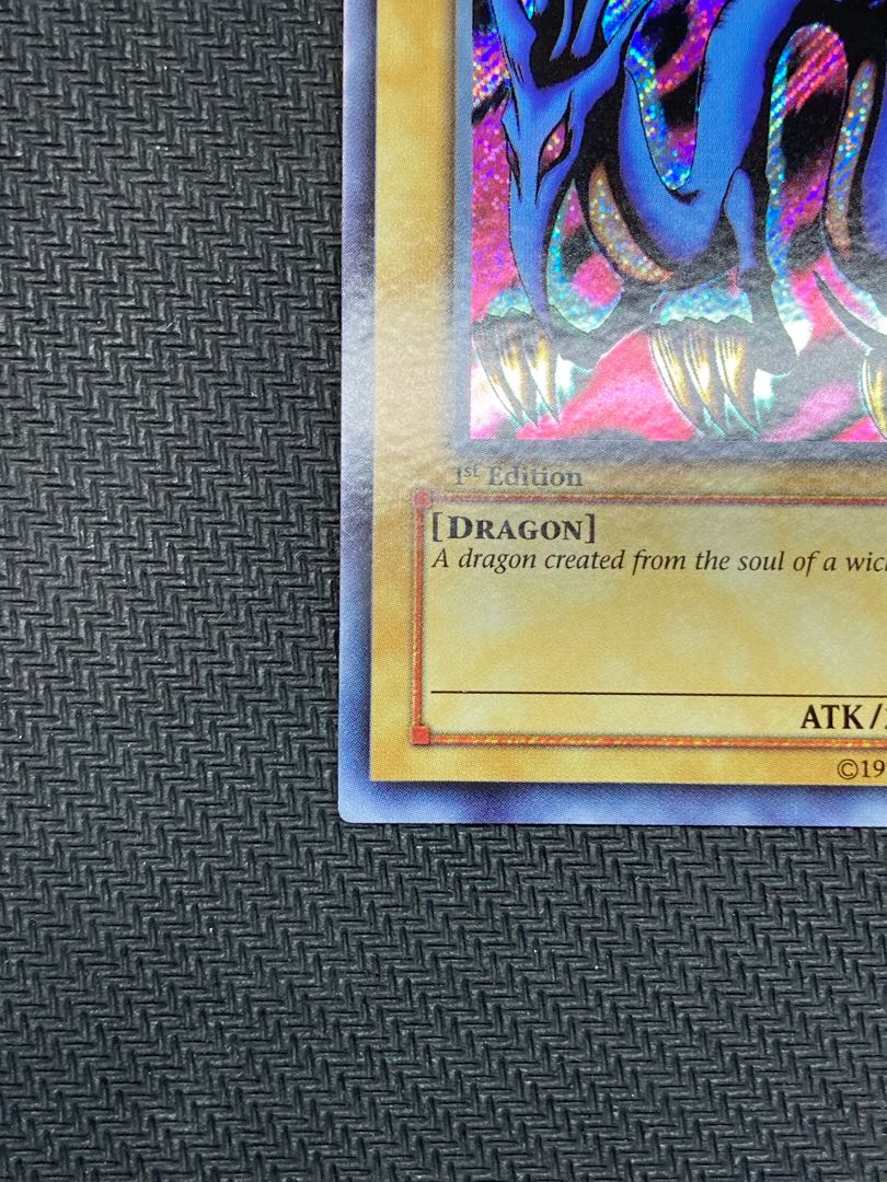 Beautiful grade, with magnet loader] Evil Knight Dragon, English Secret Rare.