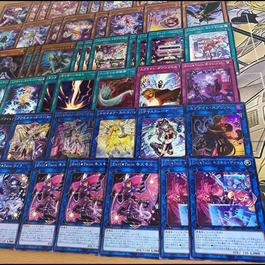 Evil Twin Deck: Yu-Gi-Oh! Serious Deck Building, Tournament-Ready Pre-Built Deck 1枚