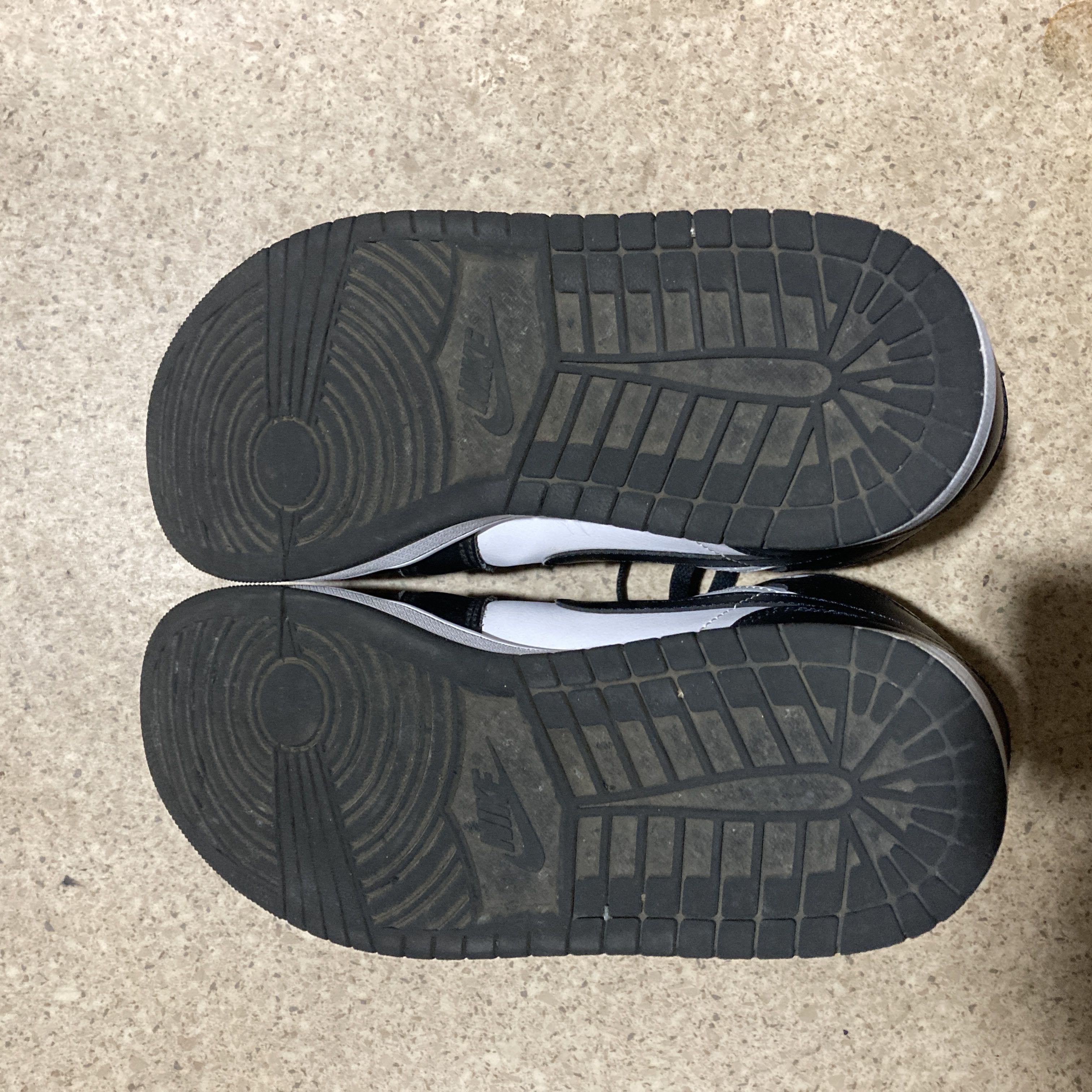 Nike Air Jordan 1 ブラック/ホワイト ハイカット 28cm