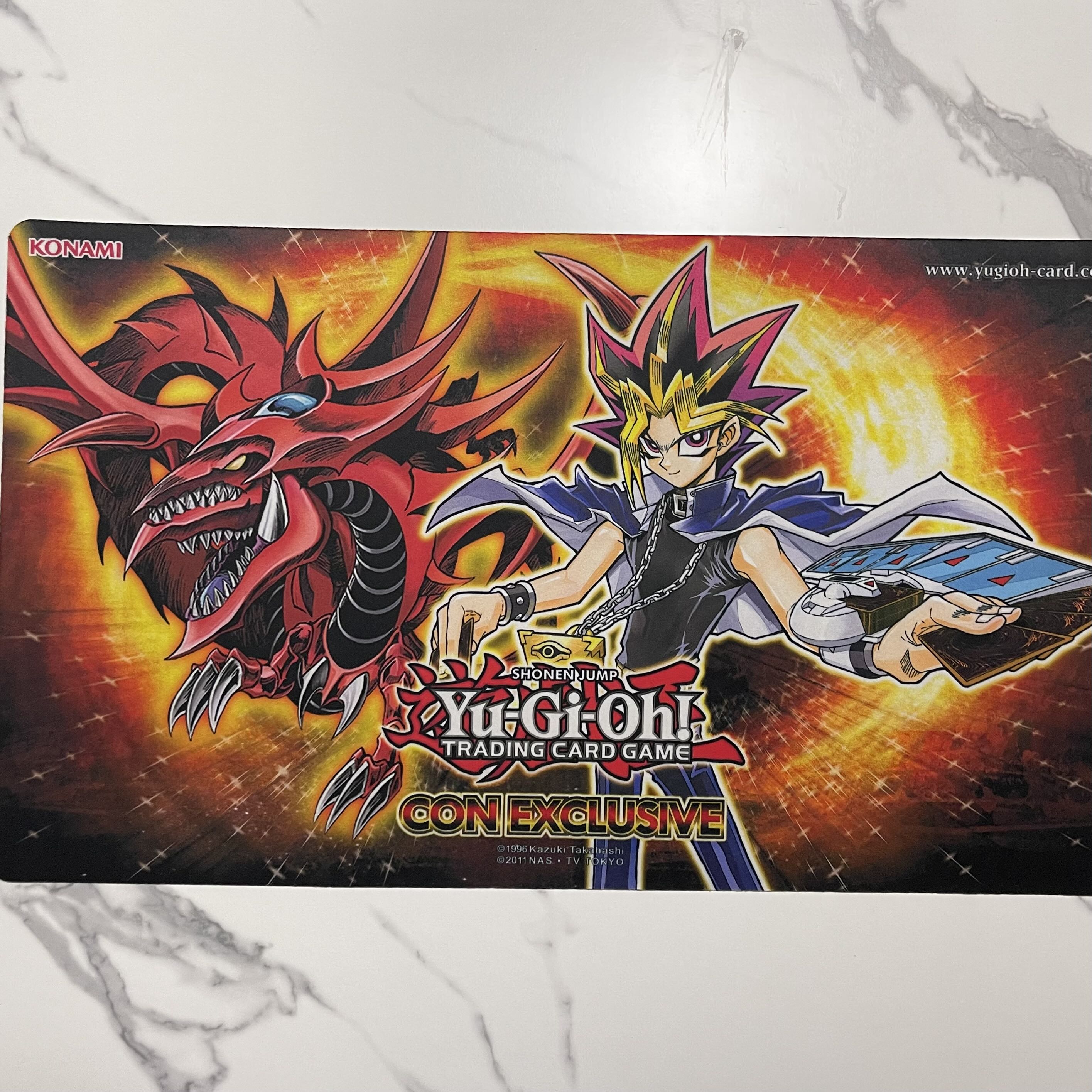 遊戯王 オシリスの天空竜 闇遊戯 CON EXCLUSIVE 公式 プレイマット