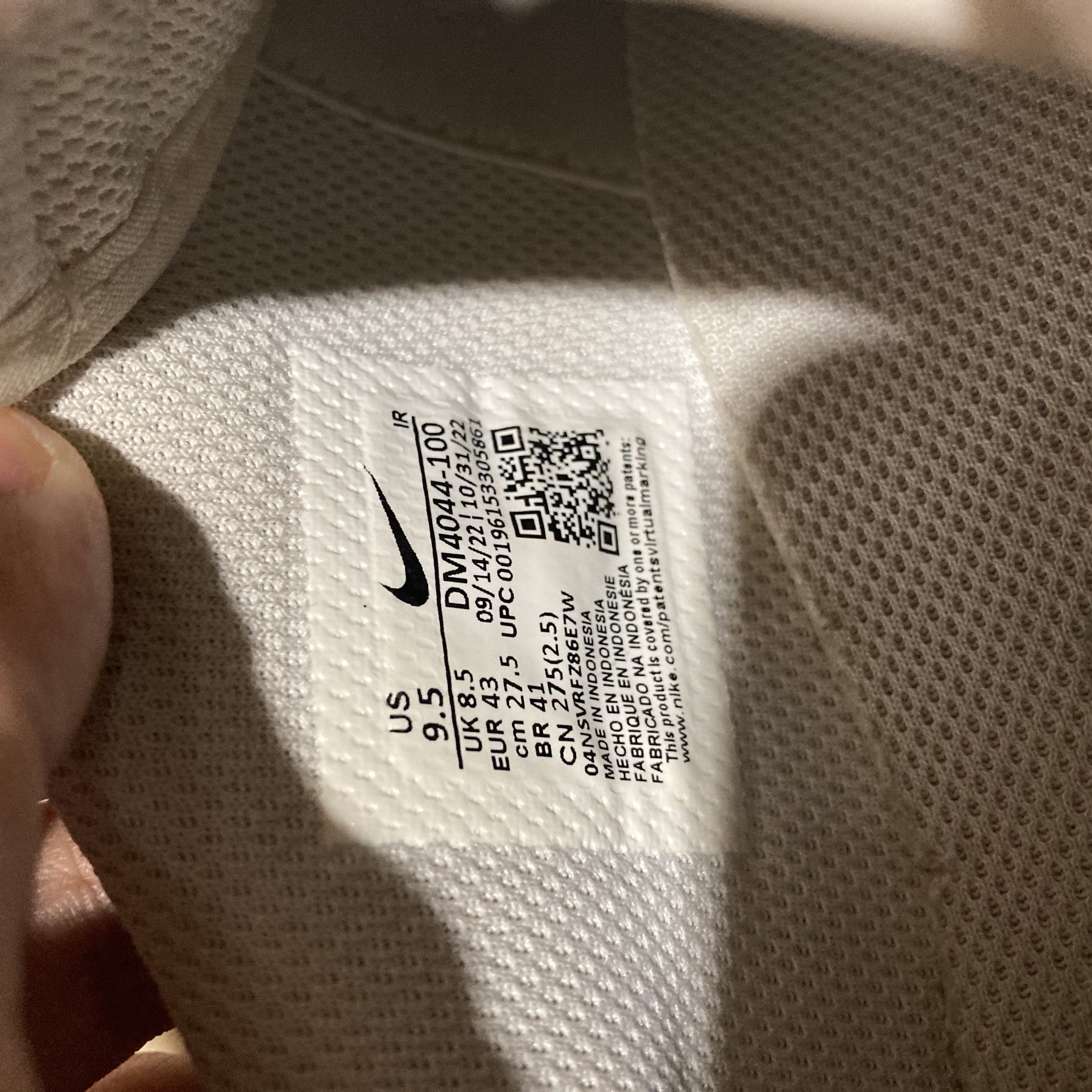 NIKE ナイキ Cortetz コルテッツ DM4044-100 27.5cm