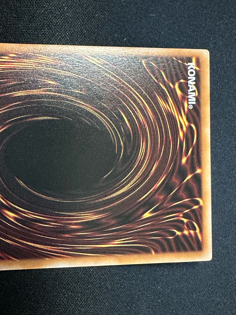 黒魔導のカーテン　オーバーフレーム　ウルトラ　LOCH-JP003  ブラック・マジシャン・ガール 1枚