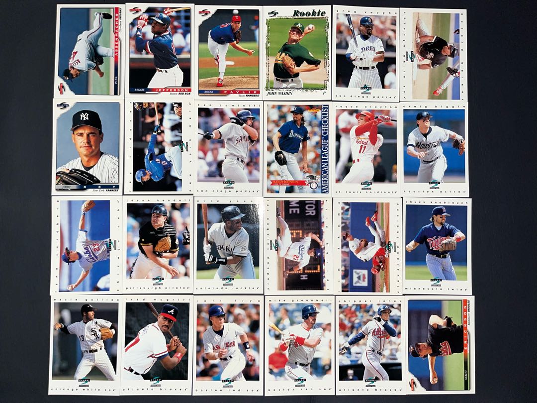 Condition: B. 53 professional baseball cards, sold in bulk. 1枚