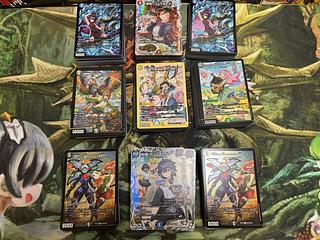 専用です。おまけはオリパとデッキシールドです。ランダムになります。 デュエマ新弾7000円デッキオリパ Wチャンスオリパ付き】の通販