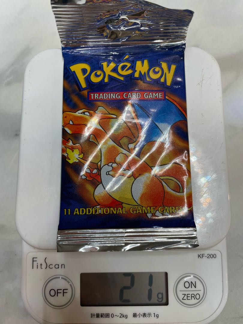 ポケモンカード 英語版 Base Set（初期）ブースターパック リザードン 未開封21g 1パック