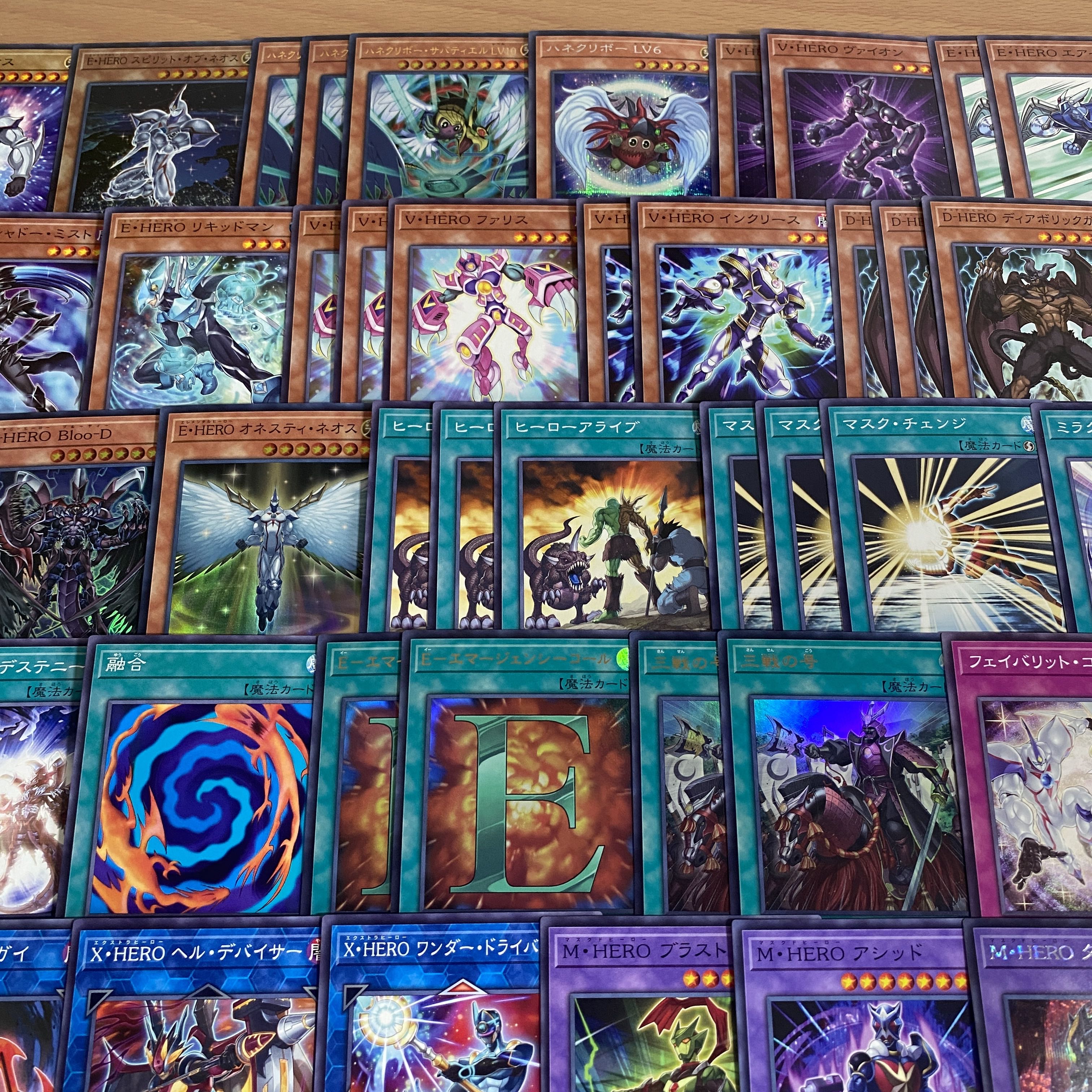 ヒーロー デッキ【以下検索 遊戯王 ハネクリボーサバティエルLV10 本格構築 初期 2期 レリーフ ゲートボール デッキパーツ LIMIT OVER COLLECTION 】 1枚