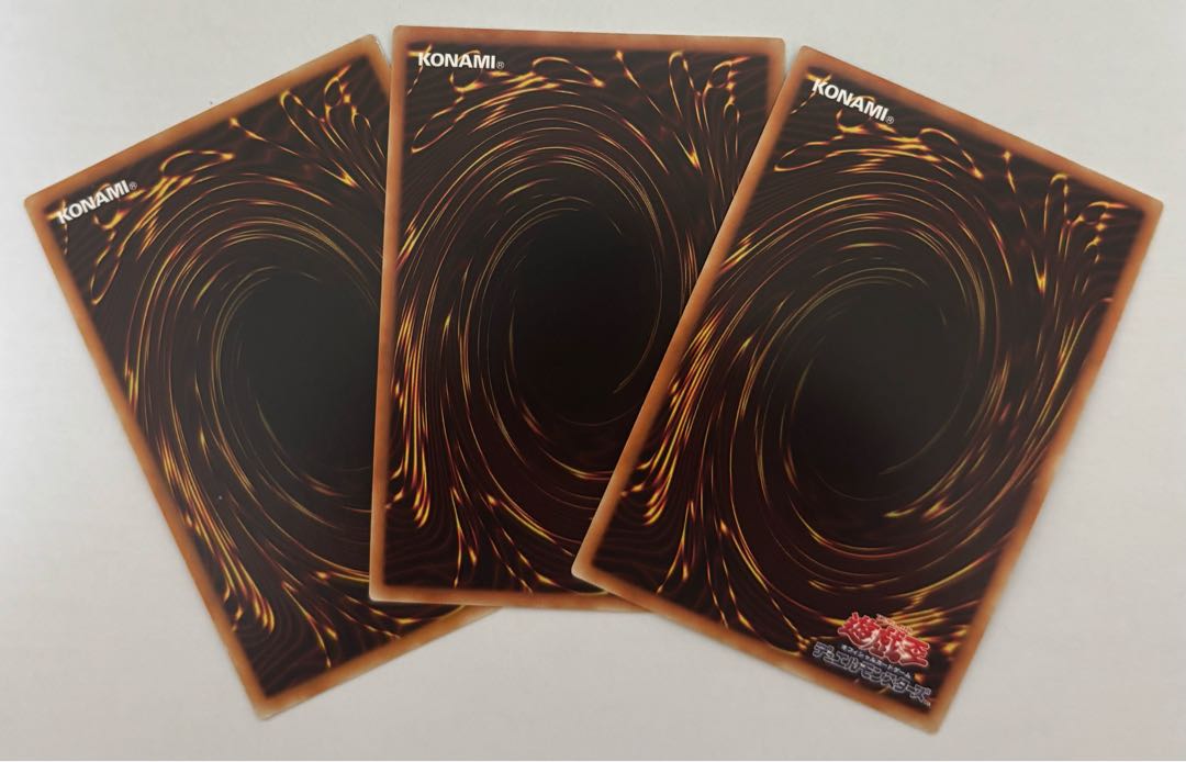 Red-Eyes Black Flare Dragon Super Rare 3-card set