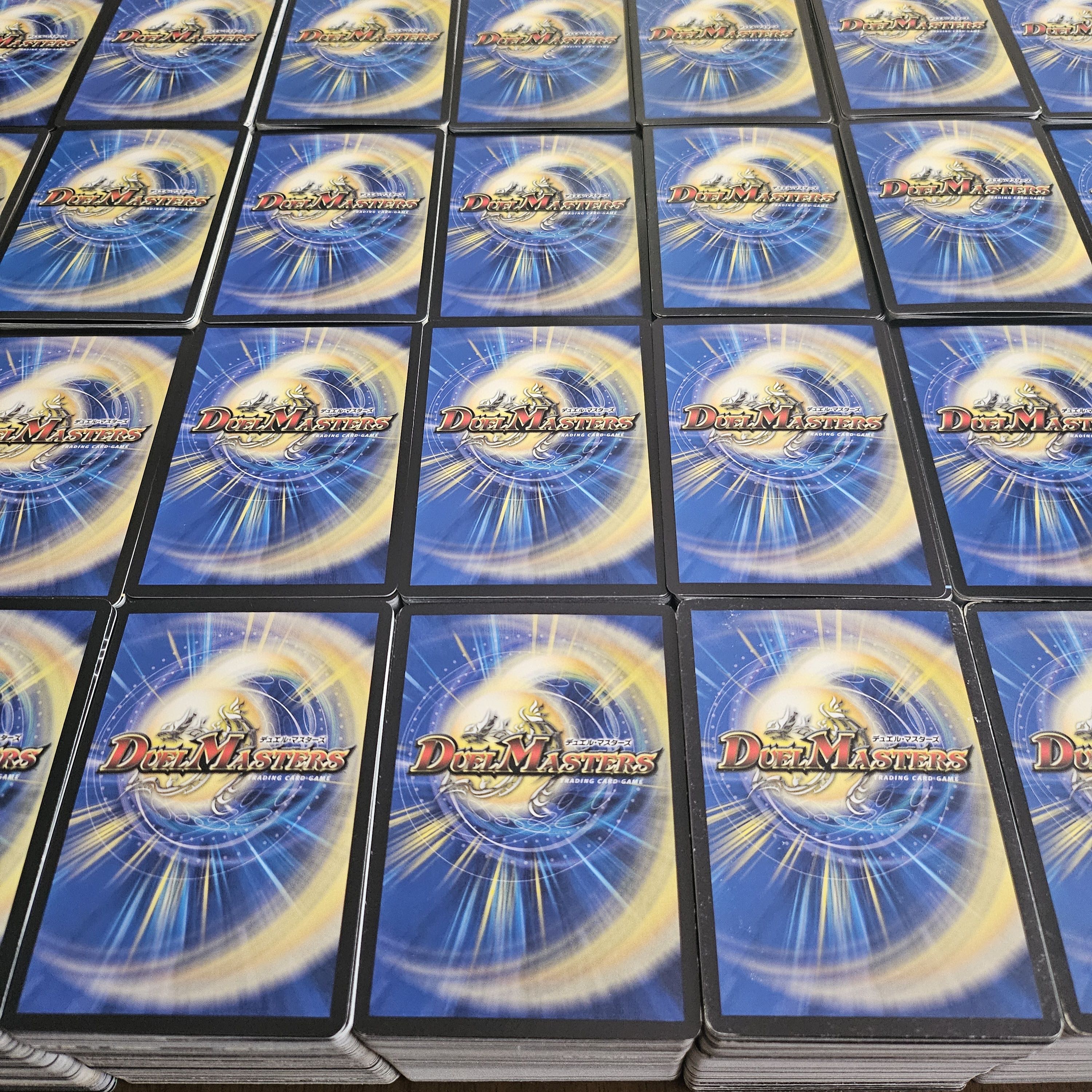 Duel Masters, bulk sale, unsorted with sleeves, 1 box, approx. 20 kg. 1枚