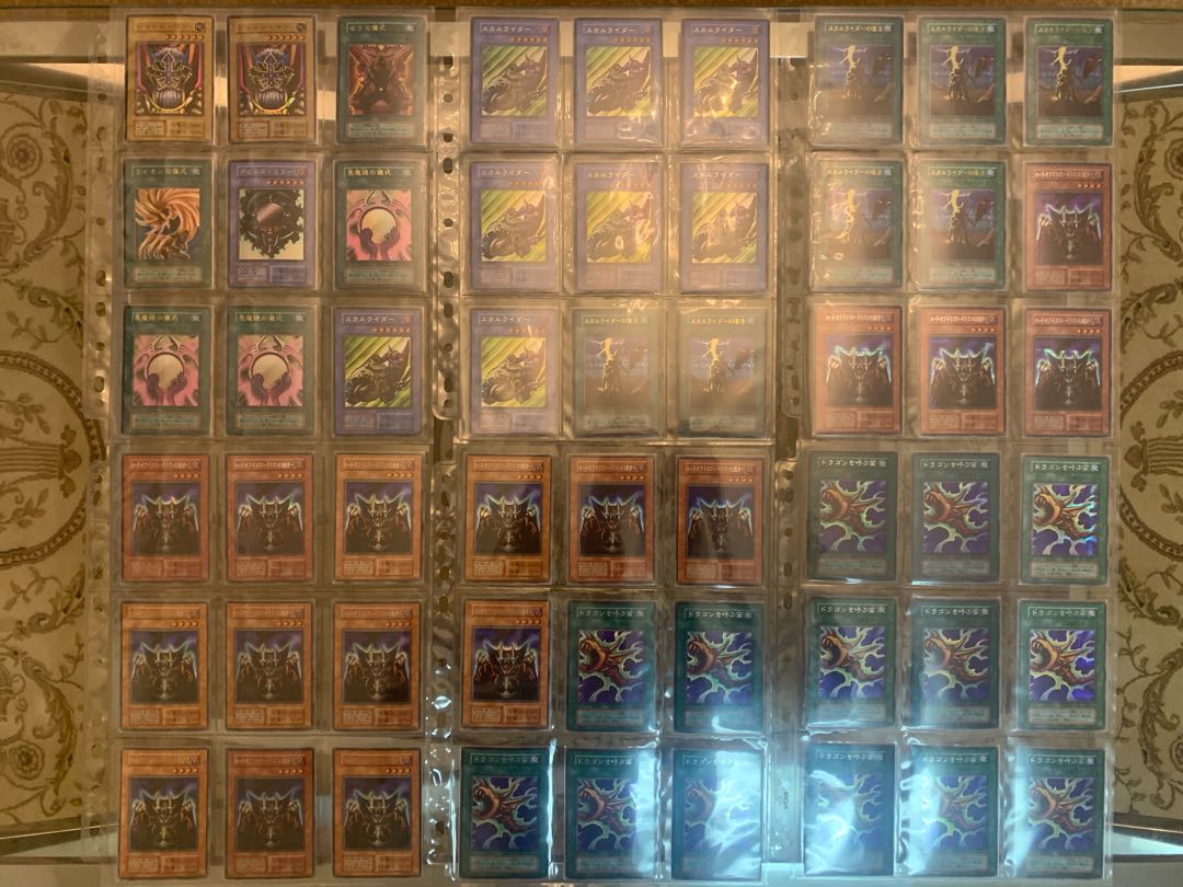 No.1876Yu-Gi-Oh early super or higher, about 500 pieces, sold in bulkBlue-Eyes White DragonRed Eyes 30枚