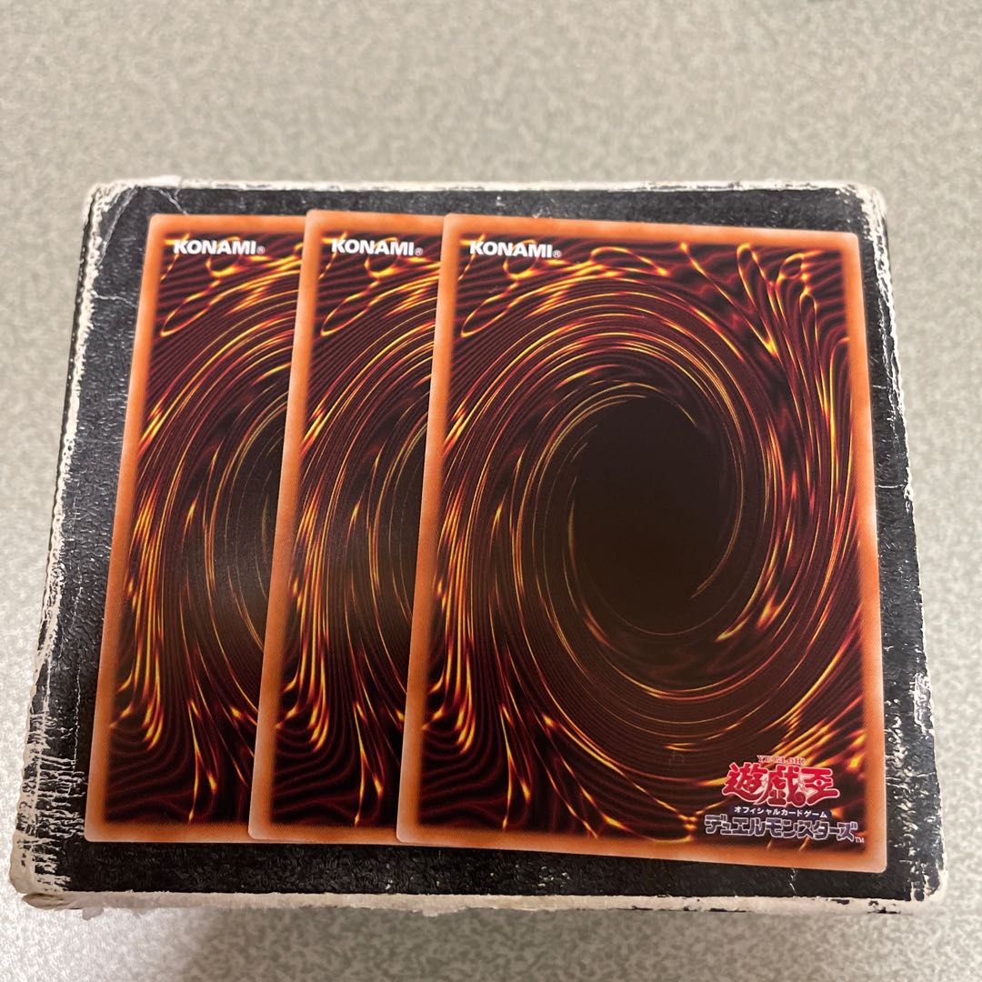 E・HERO オネスティ・ネオス シークレットレア JP015  3枚 3枚