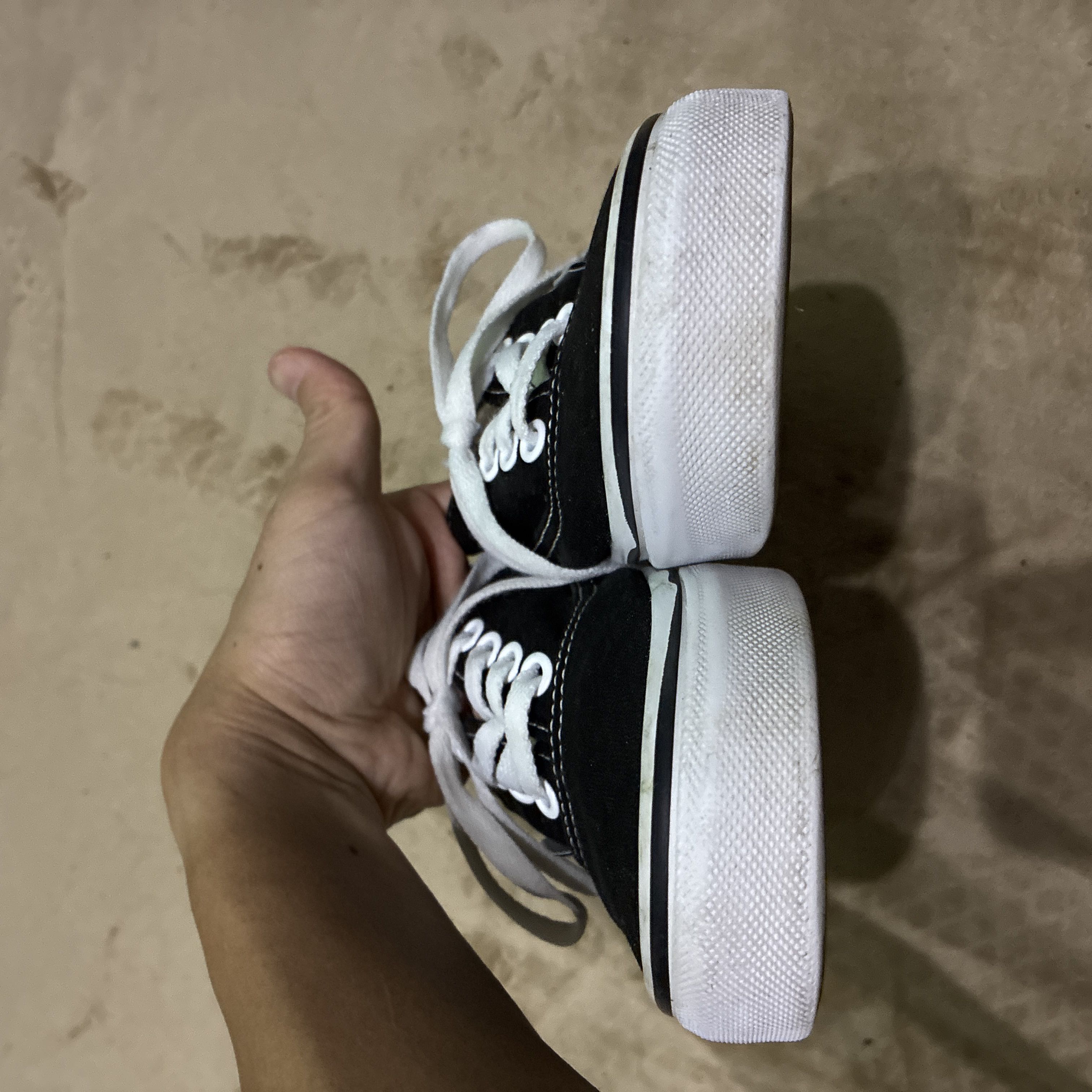 VANS Authentic Black Sneakers, 23.5 cm 23.5cm